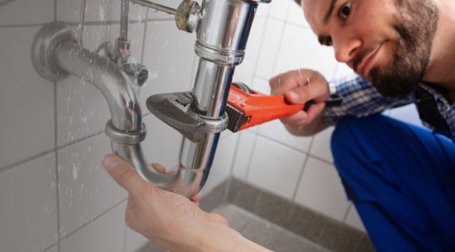 Professional bathroom faucet installation in Phoenix, OR
